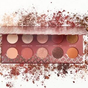 Eyeshadow palette + free sample